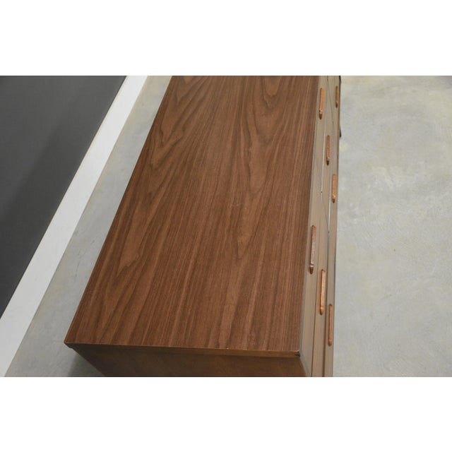 Wood Johnson Carper Walnut and Formica Mid Century Dresser For Sale - Image 7 of 11