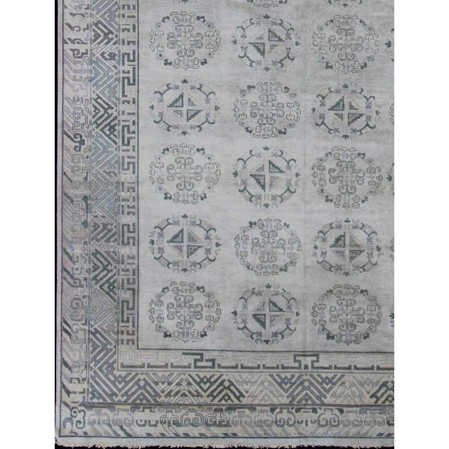 Large Modern Khotan Design in Gray, Silver, and Gray Blue With All Over Design For Sale - Image 4 of 13