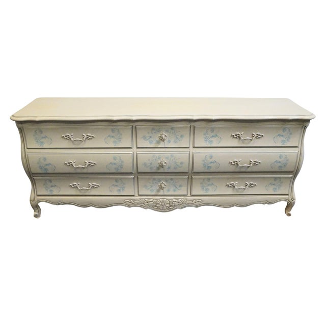 French Provincial Thomasville Furniture Debussy Collection Off White Painted French Provincial 78" Triple Dresser 9455-130 For Sale - Image 3 of 13