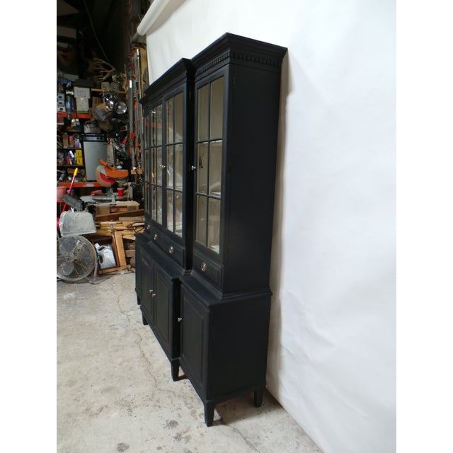 1950s Gustavian Style 4 Door Display Case For Sale - Image 10 of 11