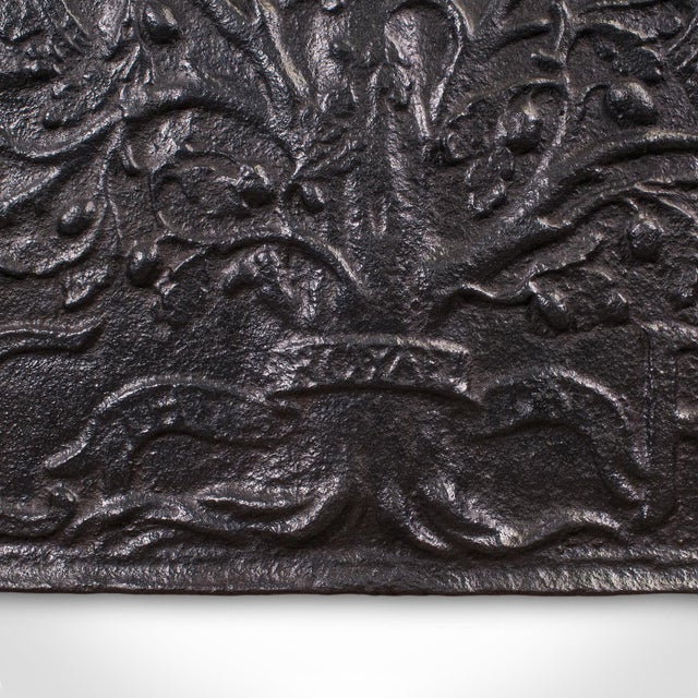 Heavy Antique Public House Fire Back, English Hearth Reflector, Georgian, c.1800 For Sale - Image 6 of 8