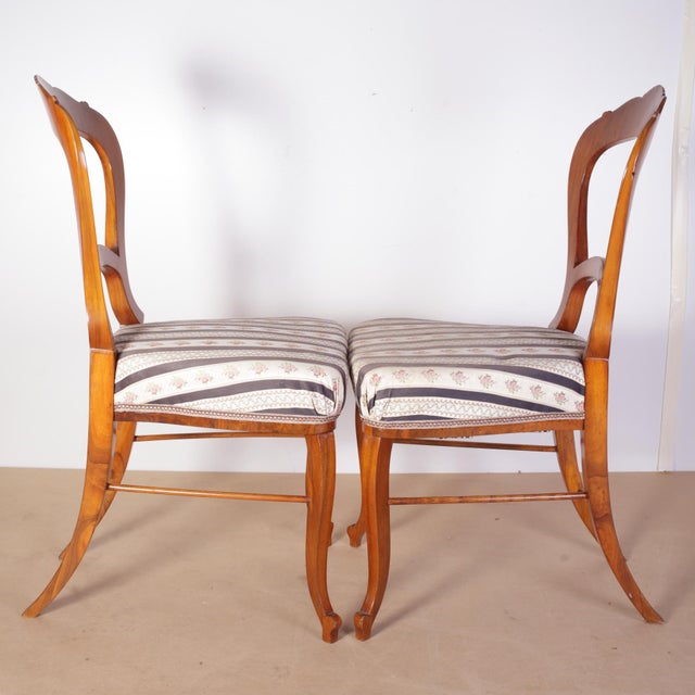 Late Biedermeier Chairs in Walnut, 1880s, Set of 2 For Sale - Image 3 of 18