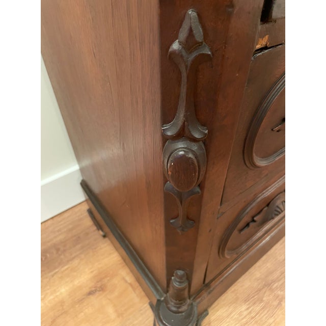 Antique 19th Century Victorian Eastlake Walnut Dresser For Sale In Madison - Image 6 of 10