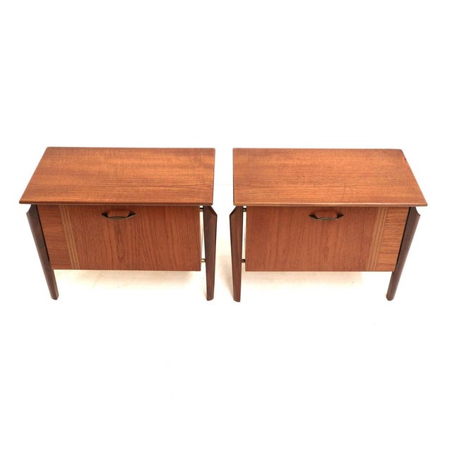 Vintage Bedside Tables by Louis Van Teeffelen for Wébé, 1960s, Set of 2 For Sale - Image 5 of 5
