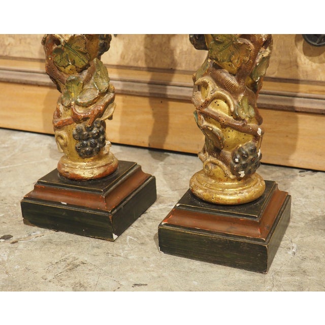 Pair of 17th Century Italian Giltwood and Polychrome Grape Leaf Table Columns For Sale - Image 4 of 18
