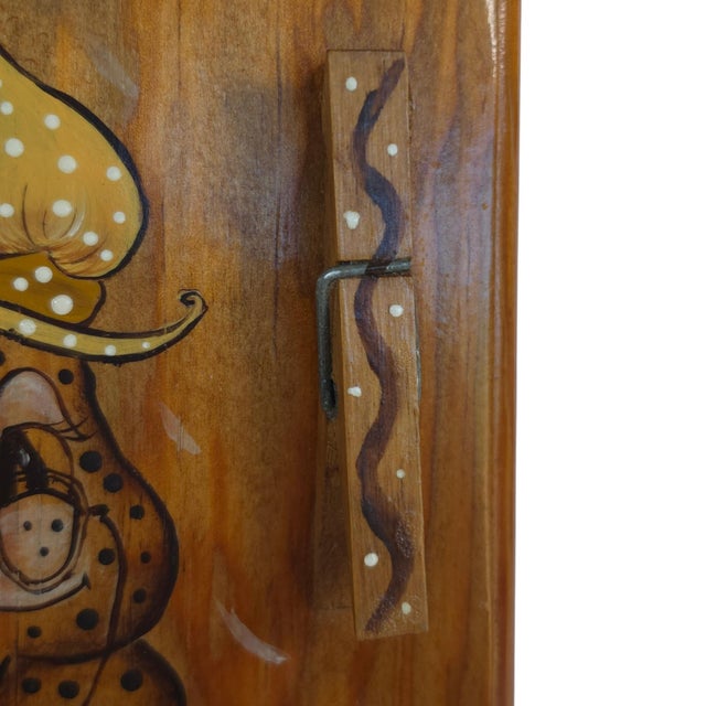 Vintage Wooden Frog Wall Plaque Note Holder Hand Painted Folk Art For Sale - Image 11 of 12