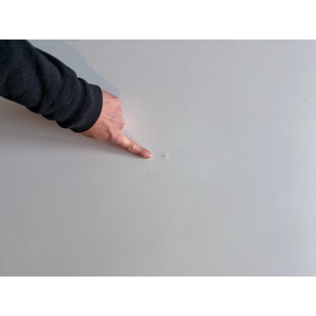 Oval White Mid Century Design Table For Sale - Image 4 of 6