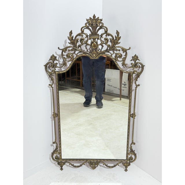 Large mid-century Italian brass mirror, 1950 Intact and in good condition. Found in a noble apartment in my hometown,...
