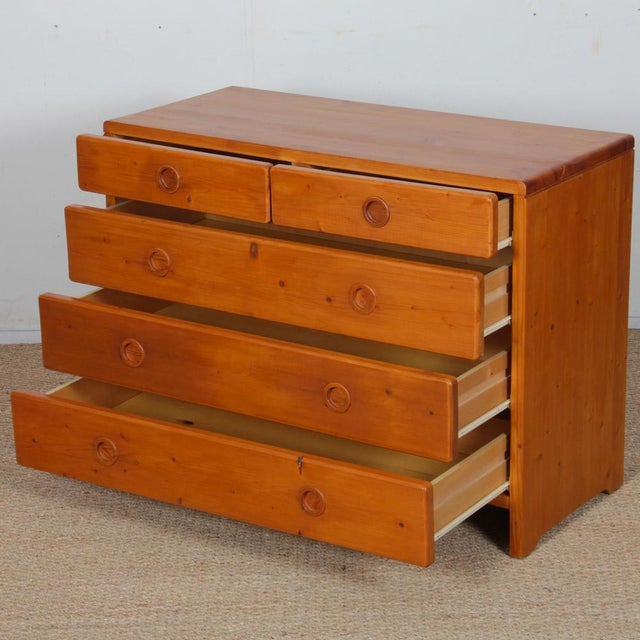 Pine Chest of Drawers by Charlotte Perriand for Les Arcs, 1960 For Sale - Image 4 of 5