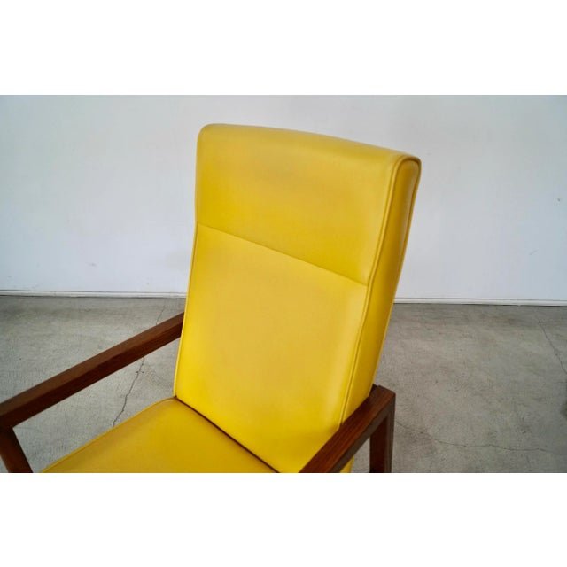 Wood 1960's Mid-Century Modern Lounge Chair For Sale - Image 7 of 13