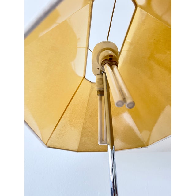 Gray Vintage Table Lamp in Metal with Chrome Details, 1980s For Sale - Image 8 of 10