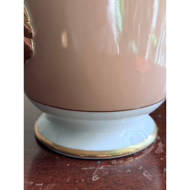Peach Fitz & Floyd Versailles Shell Peach Cachepot With Gold Trim and Handles For Sale - Image 8 of 8