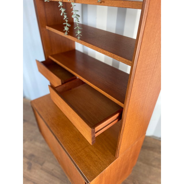 Designed by Roger Bennett for G-Plan and introduced in 1967, the Form Five range is celebrated for its architectural...