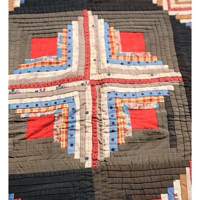 Folk Art 19Thc Wool Log Cabin Quilt From Pennsylvania For Sale - Image 3 of 9