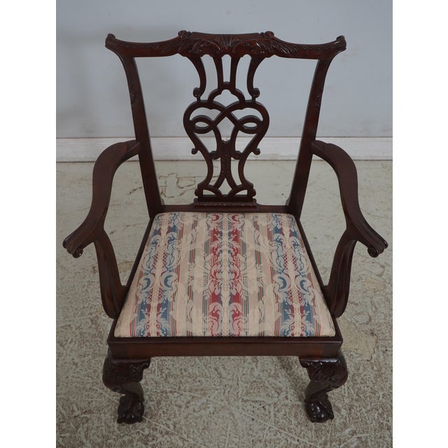 Age: Approx: 20 Years Old Details: Model 5045 Reddish Mahogany Finish Ball & Claw Feet Nice Carved Details High Quality...