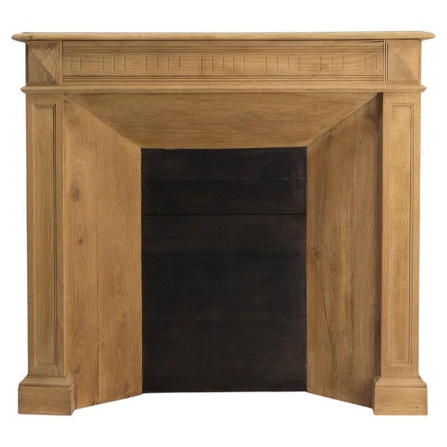 Antique French Fireplace Mantel in Molded Oak, 1890 For Sale - Image 12 of 12