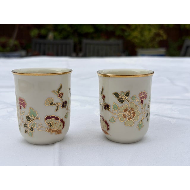 Late 20th Century Vintage 1999 Zsolnay Hungary Hand-Painted "Pillangós" Butterfly Porcelain Sake Cups - Pair For Sale - Image 5 of 7