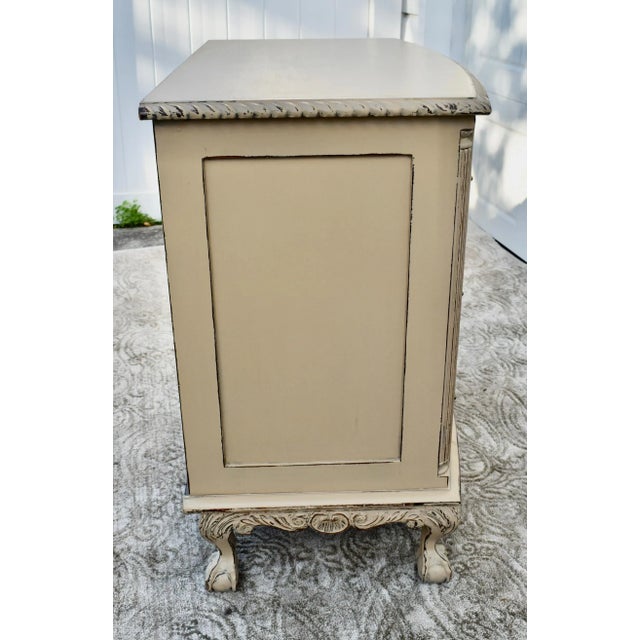Chippendale Antique Feldenkrais Wood Chest Chippendale Bachelors Chest in a Distressed Beige For Sale - Image 3 of 12