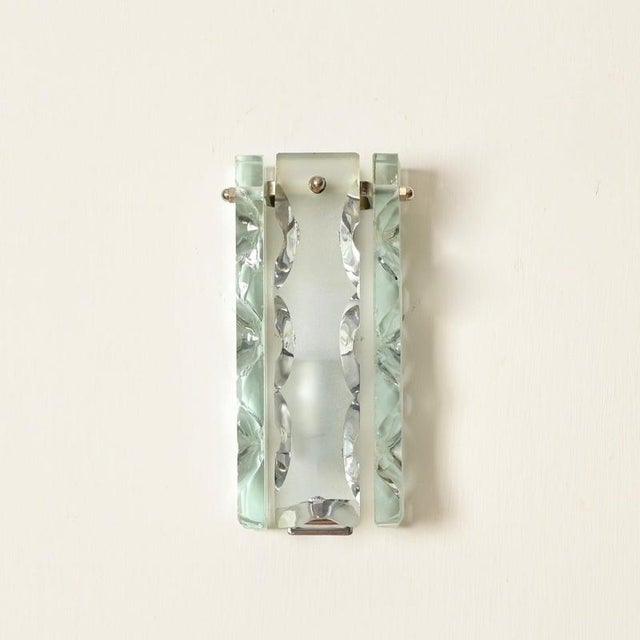1960s Hand-Chiseled Glass and Chrome Sconces attributed to Cristal Art, Italy, 1970s, Set of 2 For Sale - Image 5 of 11