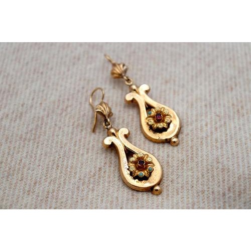 Metal Gold Earrings with Reliefs and Applications, Set of 2 For Sale - Image 7 of 8