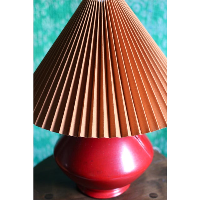 1920s Pair of Red Glass Art Deco Table Lamps With Orange Pleated Lampshades For Sale - Image 16 of 18