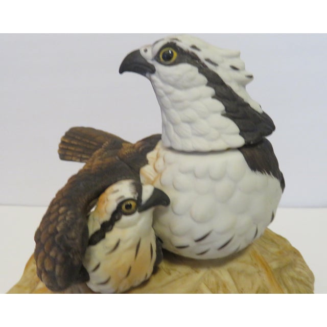 1985 Signed Kent Pendleton Limited Edition Female Osprey W Baby Excellent Cond. 750 Ml For Sale In Dallas - Image 6 of 9