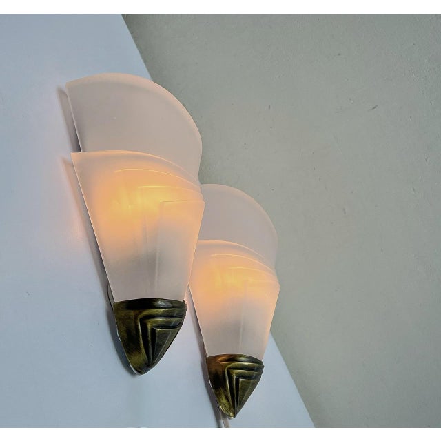 Art Deco Style Frosted Glass Wall Lights, 1970s, Set of 2 For Sale - Image 10 of 12