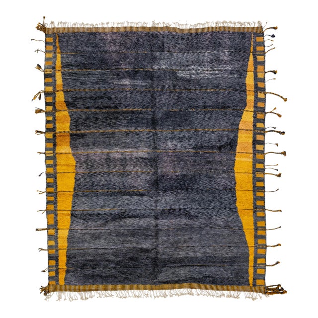 Modern Moroccan Handmade Gray and Yellow Wool Rug With Geometric Design For Sale
