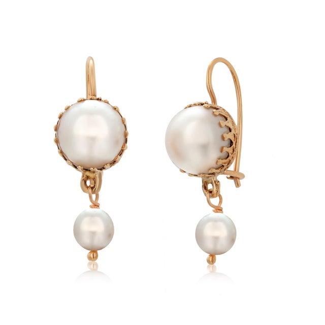 1990s 14kt Yellow Gold Double Drop Pearl Dangle Hoop Earrings, A Pair For Sale - Image 10 of 10