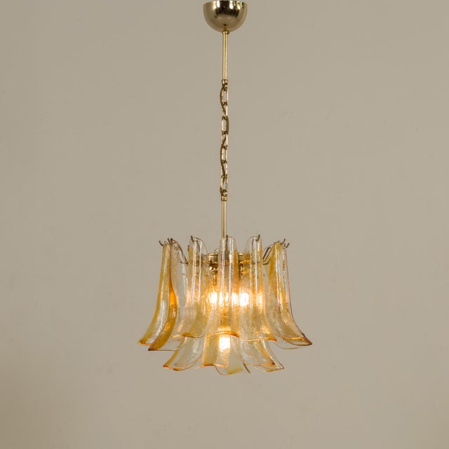 This Italian chandelier was made by La Murrina in the 1970s and is a refined and atmospheric lighting piece that...