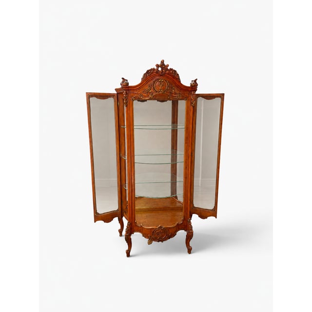 Vintage Milano Furniture Co. Louis XV Style Carved Curio Cabinet For Sale In West Palm - Image 6 of 16