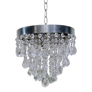 Mid 20th Century Hollywoord Regency Ridged Chrome Rim With French Pendalogue Crystals For Sale