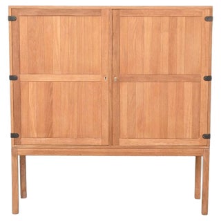 High Cabinet in Oak by Kurt Østervig for Randers Møbelfabrik, Denmark, 1960s For Sale