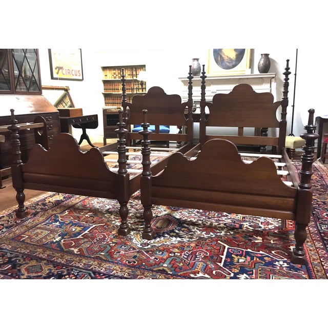 Pair American Sheraton Mahogany Twin Beds With Fancy Scalloping & Turned Posts For Sale - Image 11 of 11