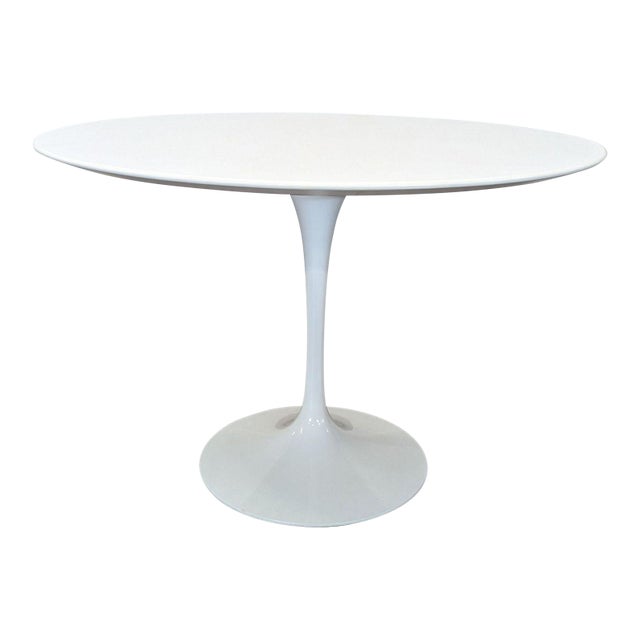 Knoll Saarinen Dining Table For Sale