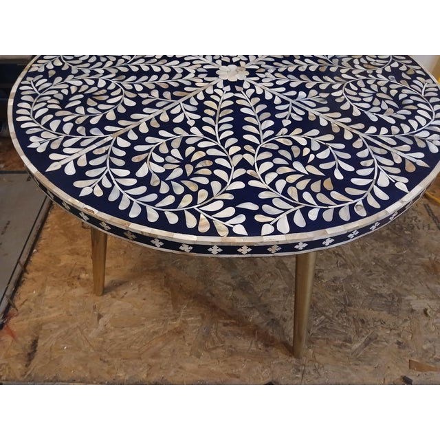 Mid Century Blue Lacquer Table With Inlaid Mother of Pearl Design and Solid Brass Legs For Sale In Naples, FL - Image 6 of 11