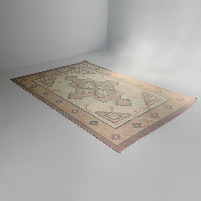 Italian Modern Short-Pile Rug with Geometric Pattern, 1980s For Sale - Image 15 of 15