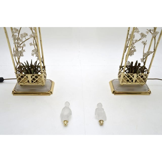 French Brass and Opaline Glass Table Lamps attributed to Maison Baguès, 1970s, Set of 2 For Sale - Image 11 of 12