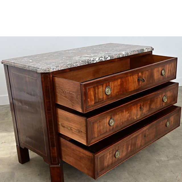 Early 19th Century French 19th Century Mahogany Marble-top Commode For Sale - Image 5 of 16
