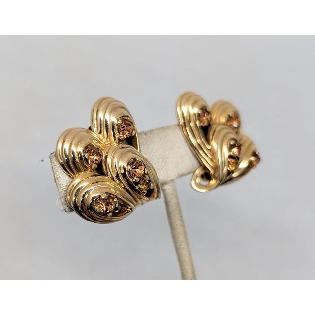 Vintage 1960s Signed Jomaz Goldtone Faux-Topaz Clip Earrings-2 Pieces For Sale - Image 4 of 9