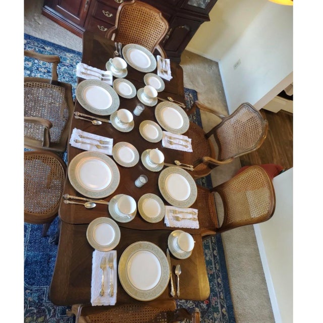 1960s English Renaissance by Royal Doulton Service for 12 For Sale - Image 5 of 7