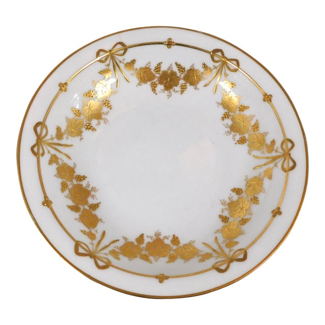 1950s White Rosenthal Bowl With Grapes and Bows For Sale