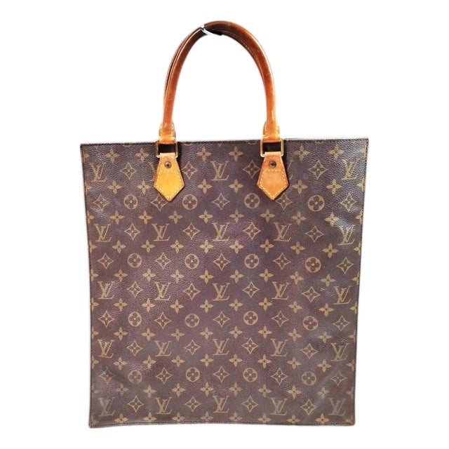 2000s Louis Vuitton Monogram Brown Coated Canvas and Vachetta Leather Sac Plat For Sale