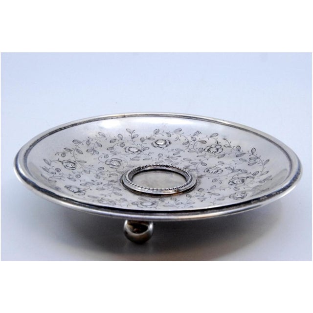 Silver Silver Ticket Booth with Applications, Flowers and Central Lady For Sale - Image 8 of 9