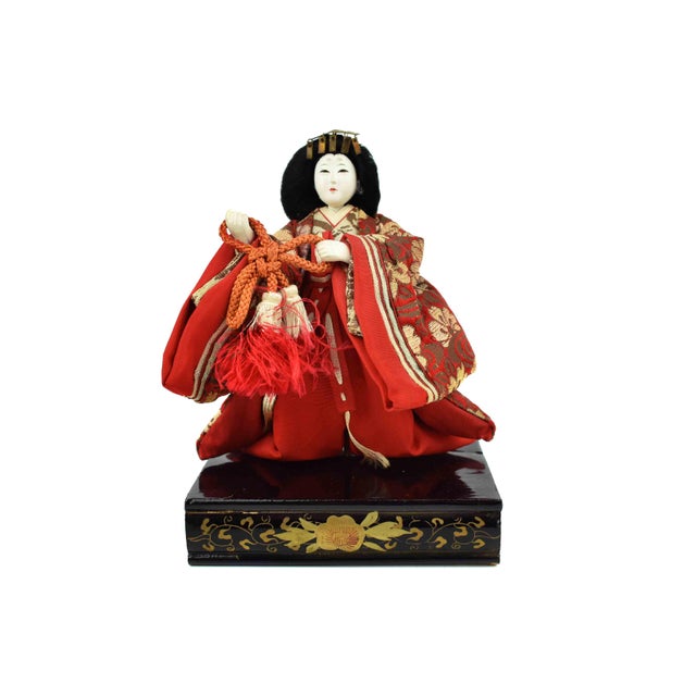 This exquisite set of vintage Japanese Hina Ningyo dolls captures the elegance of the Imperial Court, traditionally...