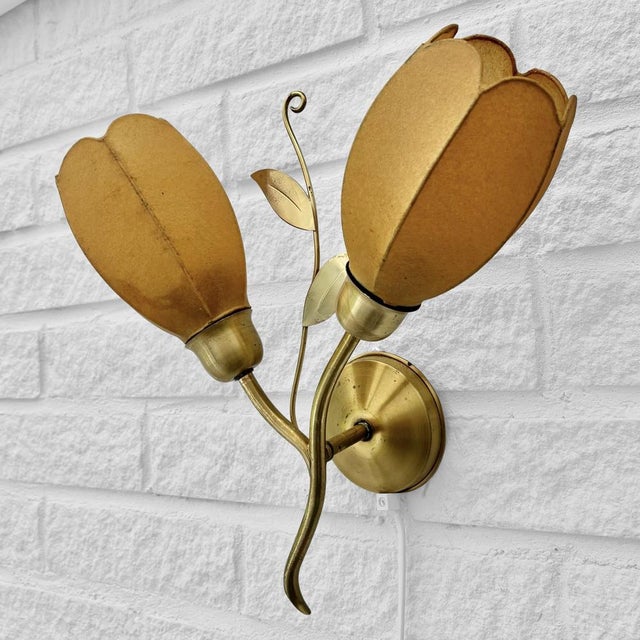 1950s Scandinavian Wall Lamp with Leaf Decoration in Brass with Cocoon Shades, Denmark, 1950s For Sale - Image 5 of 11