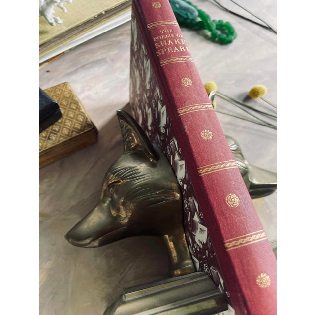 English 1958 the Poems of Shakespeare Vintage Book For Sale - Image 3 of 4