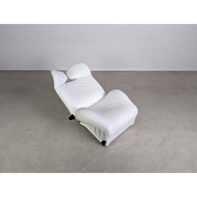 Wink Chair in Leather from Cassina For Sale - Image 9 of 13
