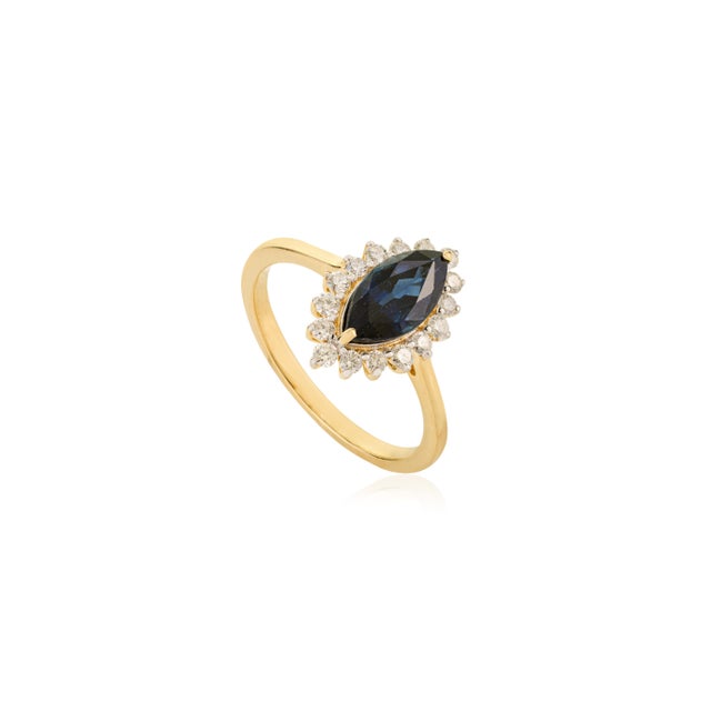 Modern Marquise Cut Sapphire Ring in 18k Yellow Gold Size 6.5 For Sale - Image 3 of 12