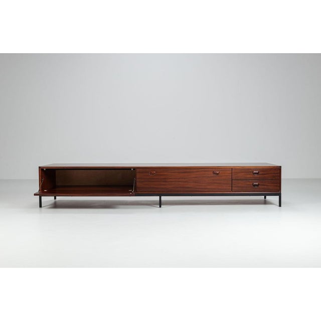 Fristho Dutch Lowboard in Rosewood by Fristho Franeker for Fristho, 1960 For Sale - Image 4 of 12